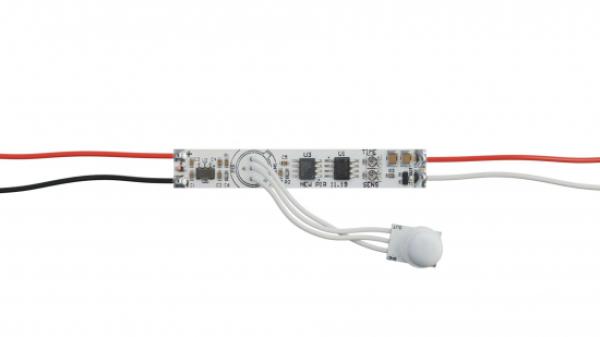 Bezdotykový LED pásikový spínač s PIR detektorom pohybu 12V 30W